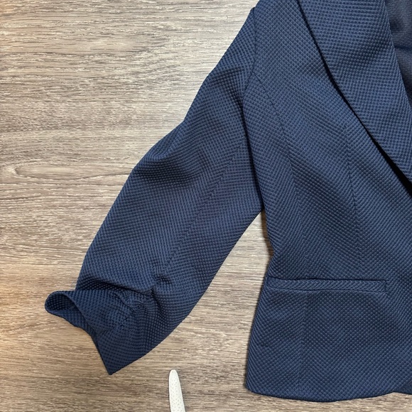 Amanda + Chelsea Navy Blue Textured Women's Blazer, Size Medium - Picture 2 of 10